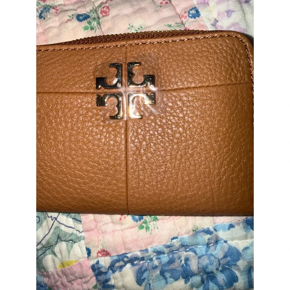 Tory Burch Ivy Zip Coin Case Bark Brown Pebbled Leather Wallet 31151 NWT